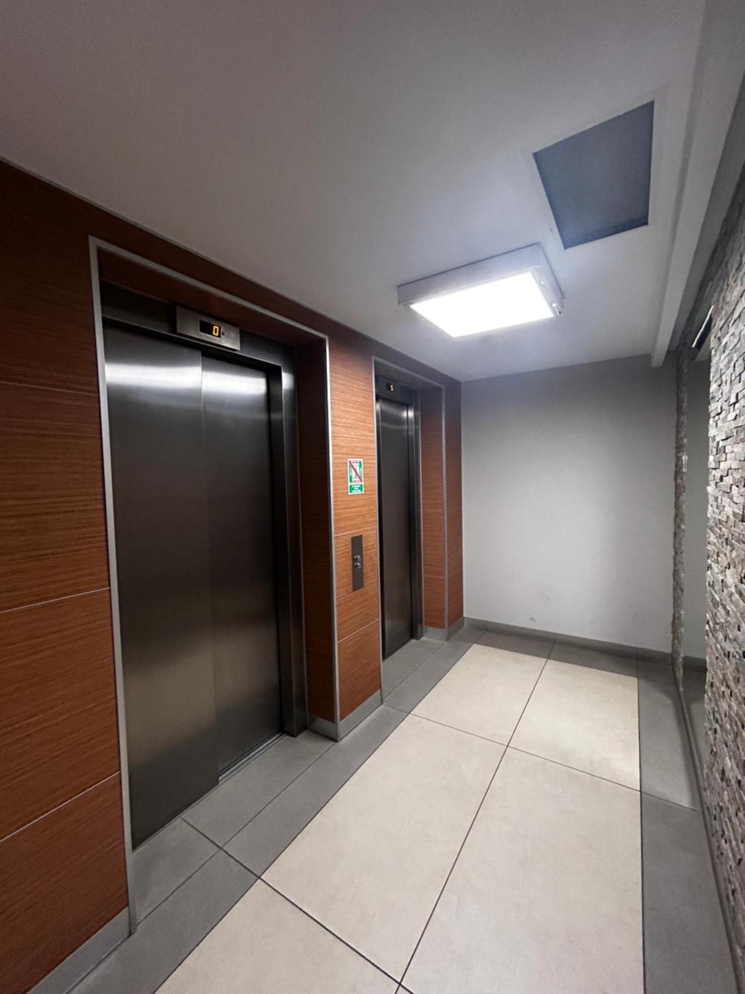 Apartament Podwale Odra Tower Rynek 15 Floor 브로츠와프 외부 사진